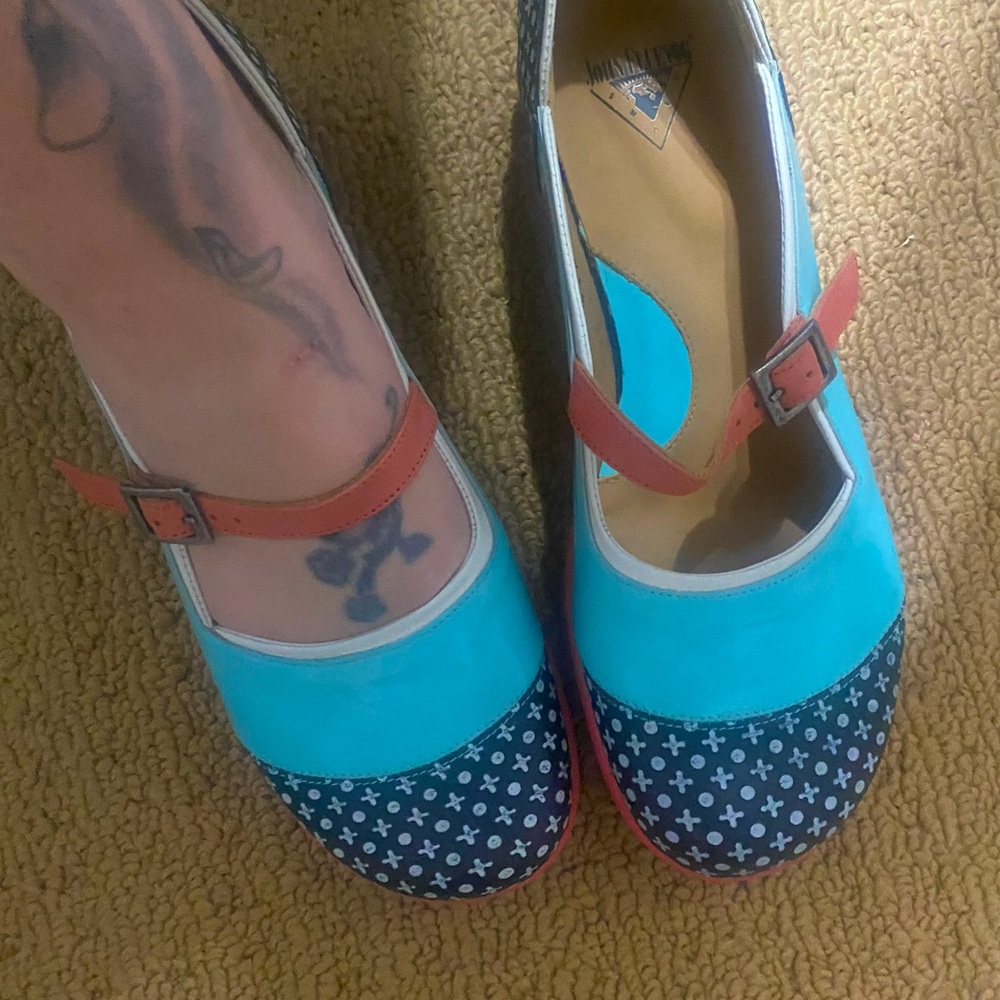 John fluevog brand new womens flats size 9